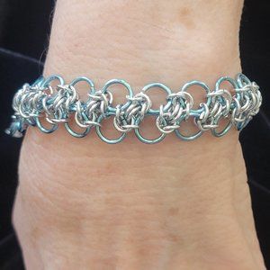 Teal & silver Chainmail bracelet, new,